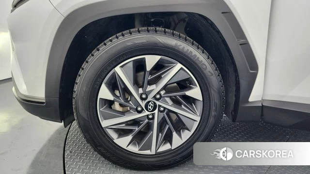 Hyundai Tucson (NX4) id 3839562 из Кореи 15