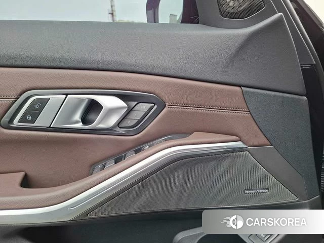 BMW 3 series id 4333268 из Китая 18