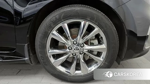 Kia The New Carnival id 3444604 из Кореи 15