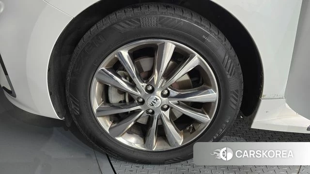 Kia The New Carnival id 4371901 из Кореи 26