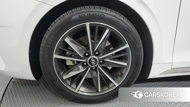 Hyundai The New Grandeur IG id 4409042 из Кореи 25