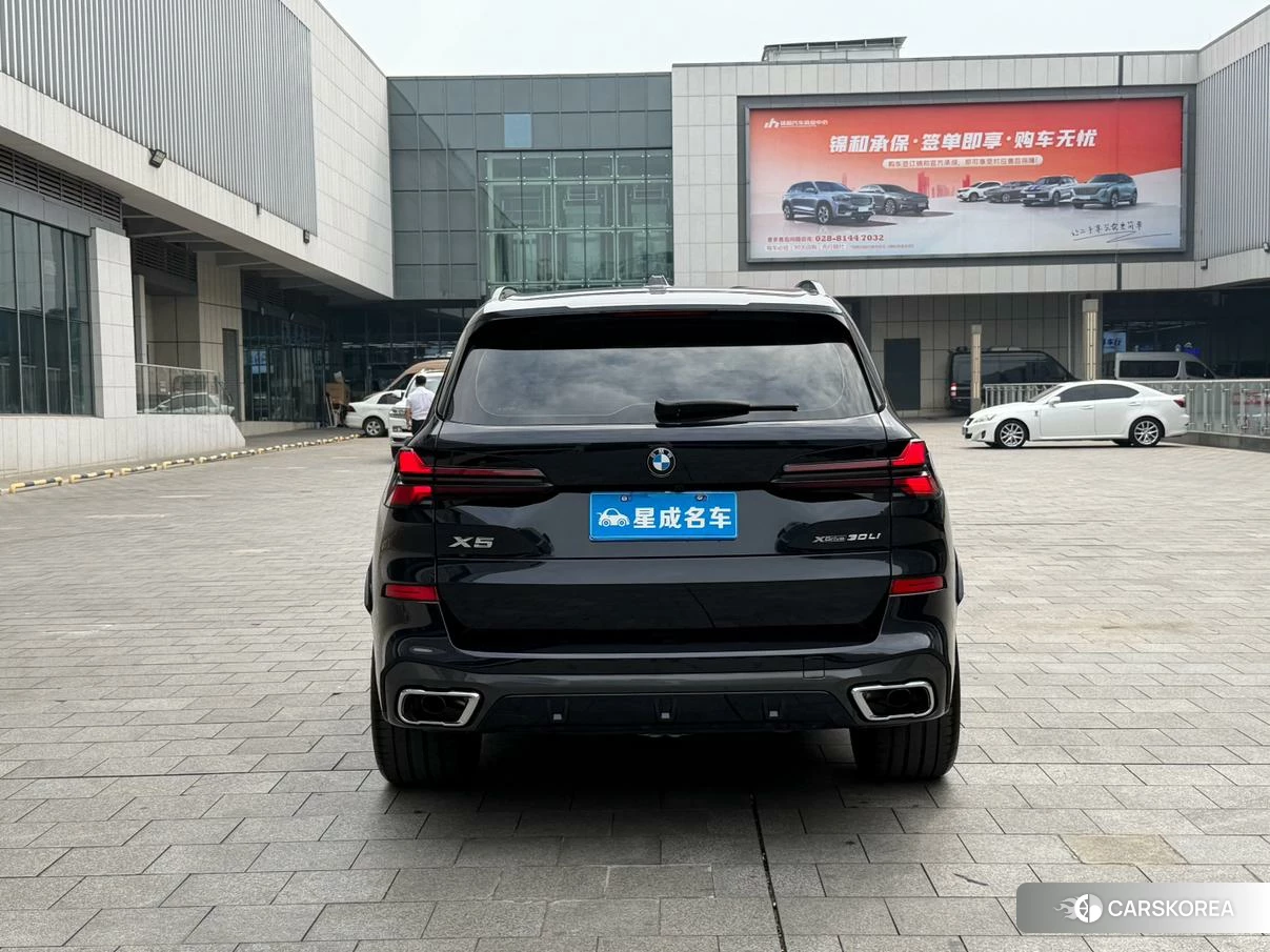 BMW X5 id 4479344 из Китая 18