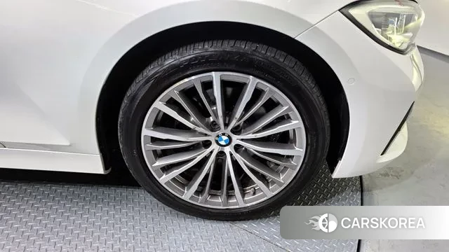 BMW 3 Series (G20) id 3583131 из Кореи 15