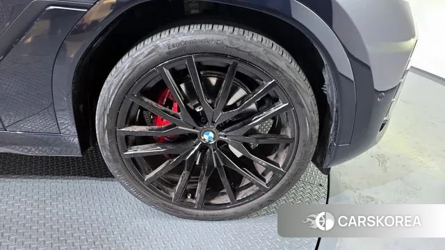 BMW X6 (G06) id 3549618 из Кореи 15