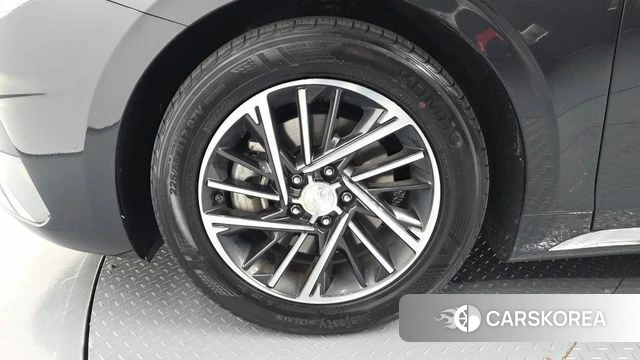 Hyundai The New Grandeur IG id 4224546 из Кореи 29