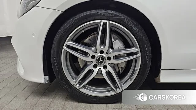 Mercedes-Benz E-Class W213 id 3742601 из Кореи 15