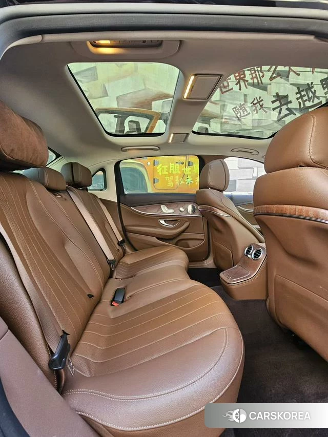Mercedes-Benz E-class 2022 Черный из Китая, фото 5