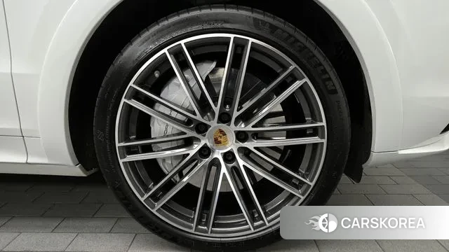 Porsche Cayenne (PO536) id 3373965 из Кореи 15