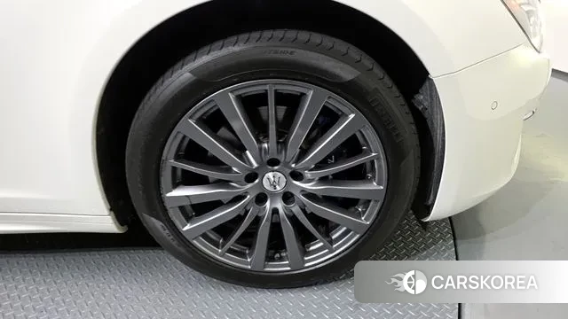 Maserati Ghibli id 3174879 из Кореи 15