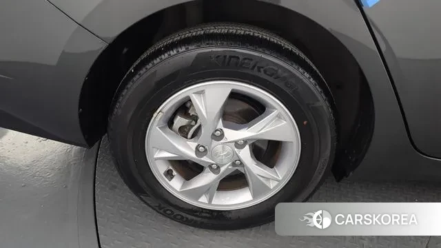 Hyundai Avante (CN7) id 3601307 из Кореи 15