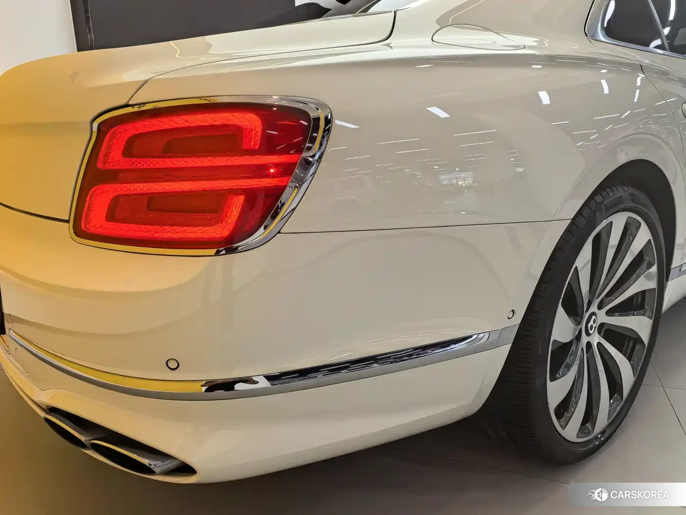 Bentley Flying id 4578329 из Китая 24