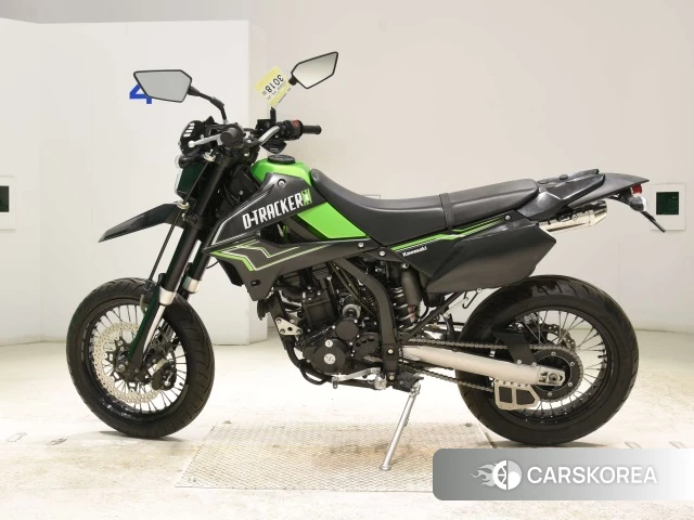 Kawasaki D-TRACKER X 2011 из Японии