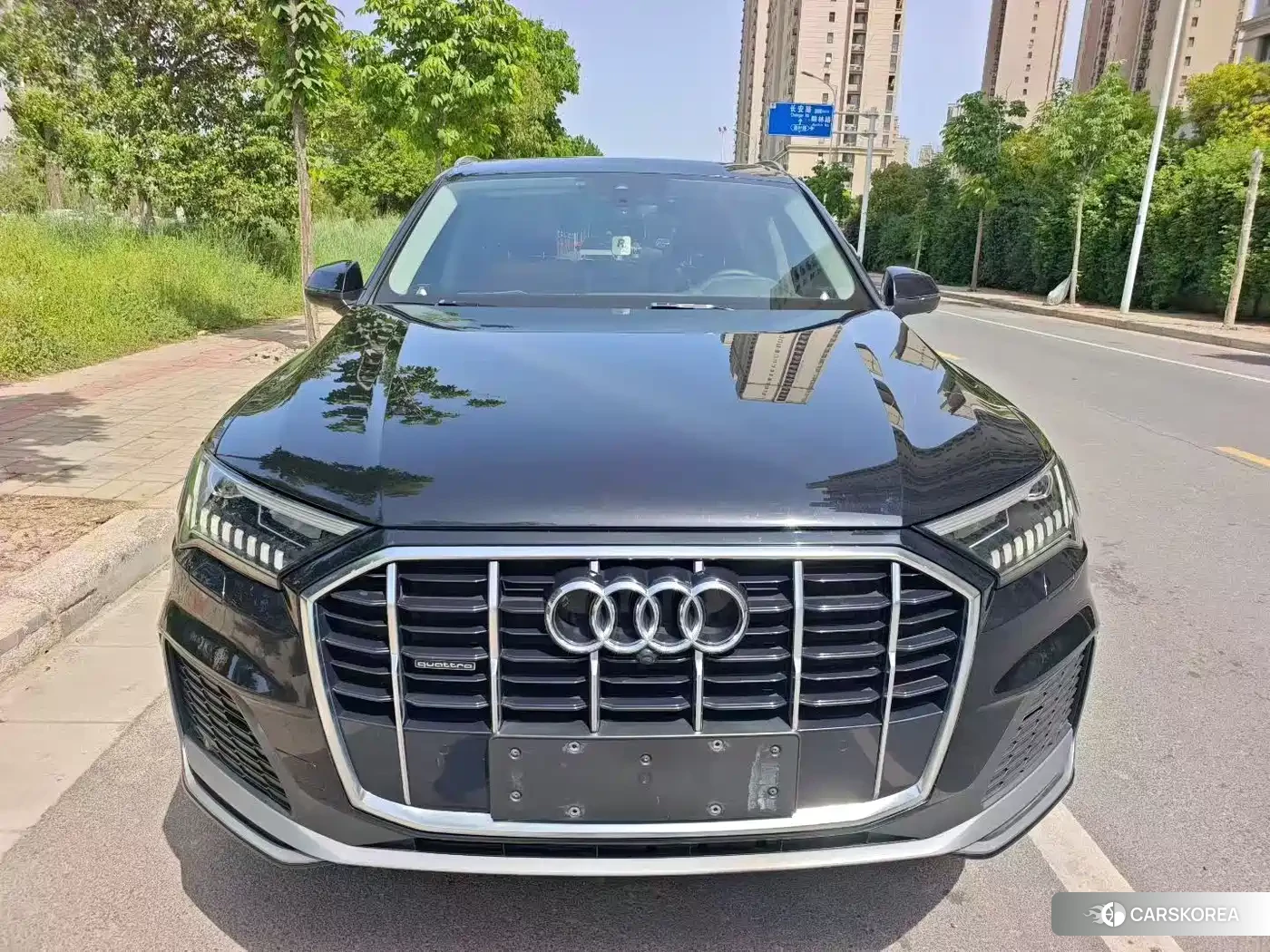 Audi Q7 2021 Черный из Китая, фото 5