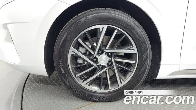 Hyundai The New Grandeur IG id 2715290 из Кореи 15