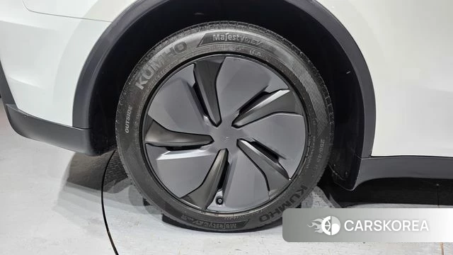 Tesla Model Y id 4695826 из Кореи 31