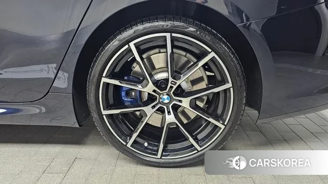 BMW 8 Series (G15) id 3406799 из Кореи 15