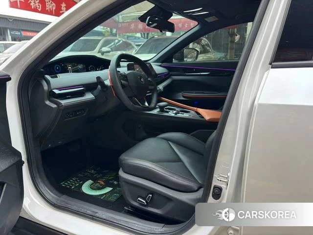 Chang'an UNI-V 2023 Белый из Китая, фото 5