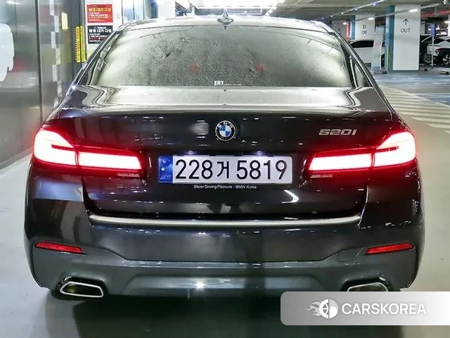 BMW 5 Series (G30) id 3442523 из Кореи 14