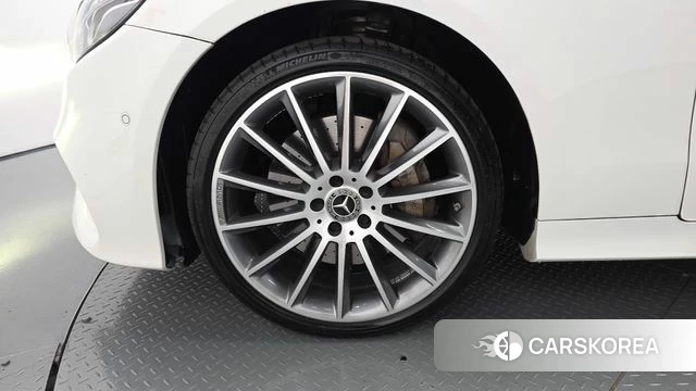 Mercedes-Benz E-Class W213 id 4476825 из Кореи 27