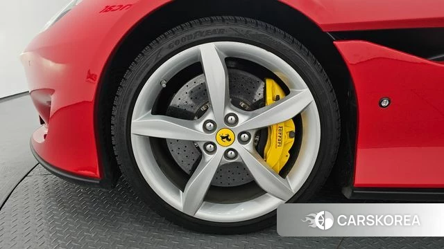 Ferrari Portofino id 4390058 из Кореи 26