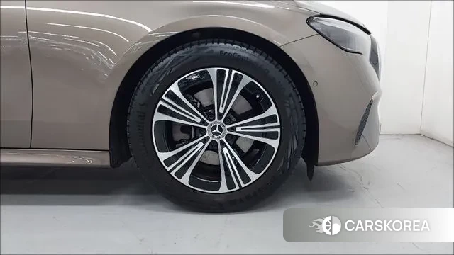 Mercedes-Benz E-Class W214 id 2899850 из Кореи 12