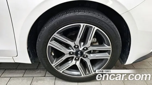 Kia Come New K3 id 2854683 из Кореи 15