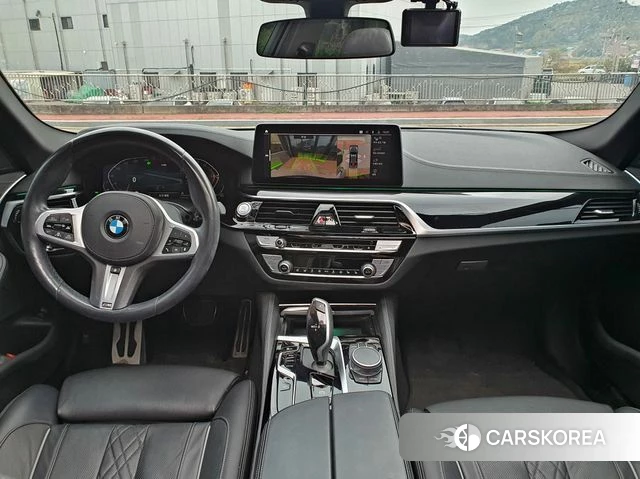 BMW 5 Series (G30) id 4389466 из Кореи 7