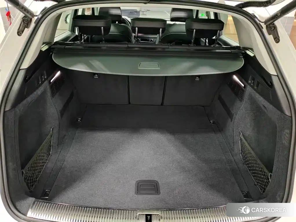 Audi Q5L id 4515317 из Китая 12
