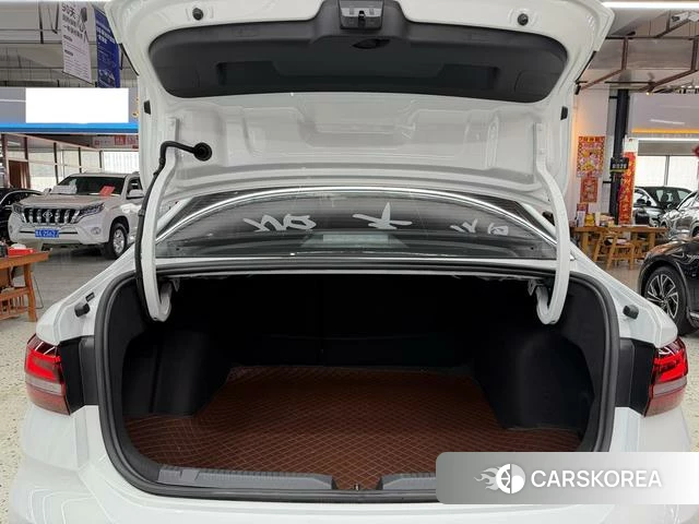 Volkswagen Lavida id 4190493 из Китая 19