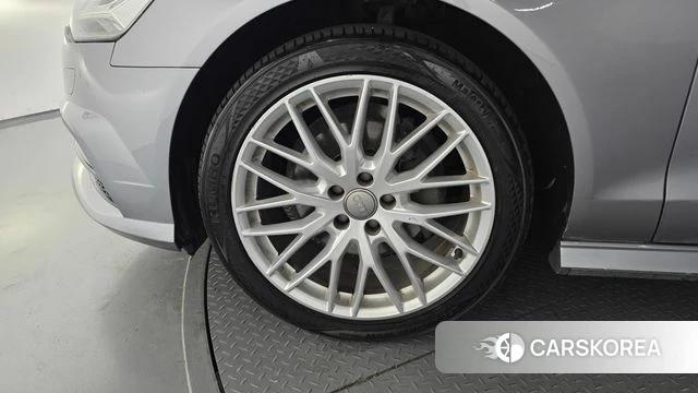 Audi New A6 id 4203838 из Кореи 15