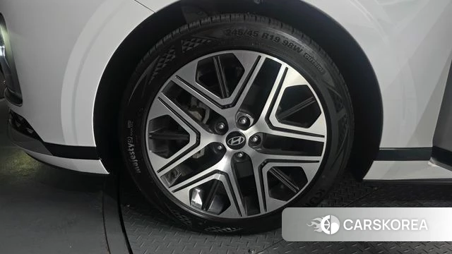 Hyundai Grandeur (GN7) id 3891698 из Кореи 15