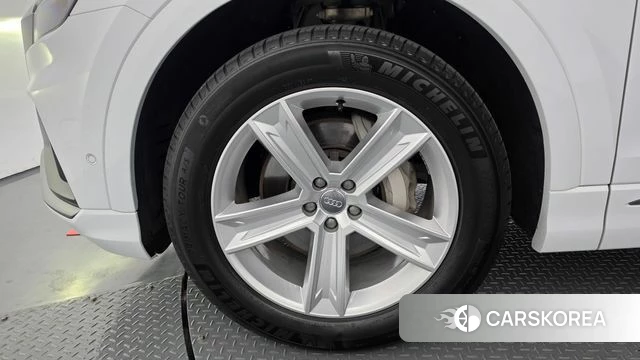 Audi Q8 (4M) id 4702936 из Кореи 31