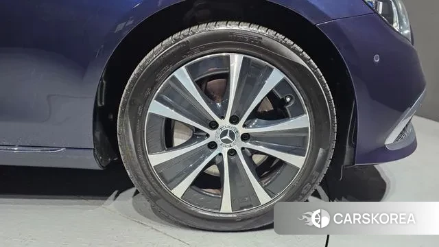 Mercedes-Benz E-Class W213 id 3671428 из Кореи 15