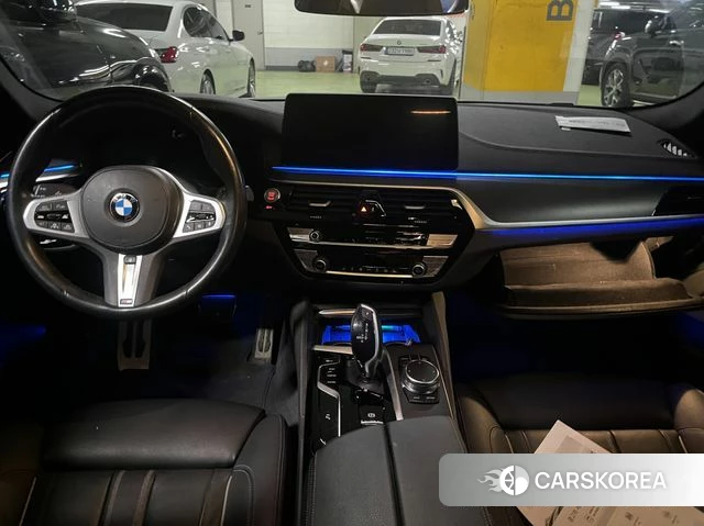 BMW 5 Series (G30) id 3787250 из Кореи 8