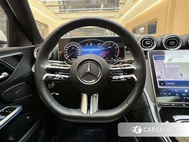 Mercedes-Benz Class C id 4279367 из Китая 17