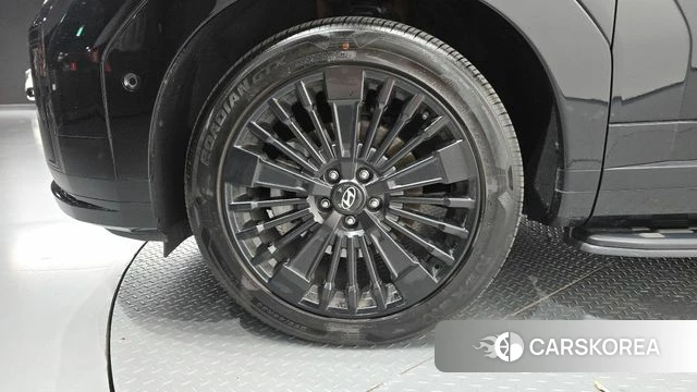 Hyundai Santa Fe (MX5) id 4897610 из Кореи 32