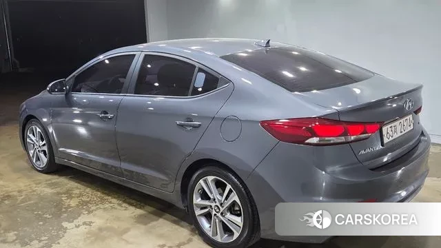 Hyundai Avante AD id 3396922 из Кореи 15