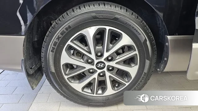 Hyundai The New Grand Starex id 3412509 из Кореи 15