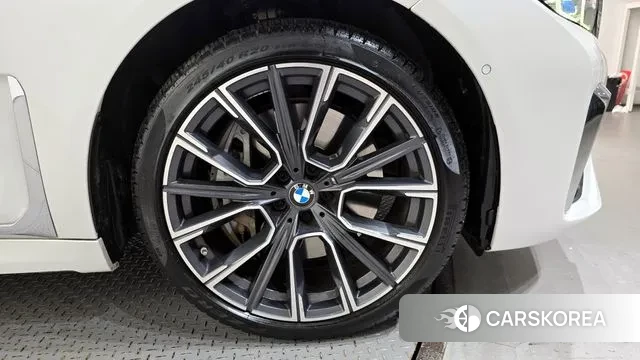 BMW 7 Series (G11) id 3407022 из Кореи 15