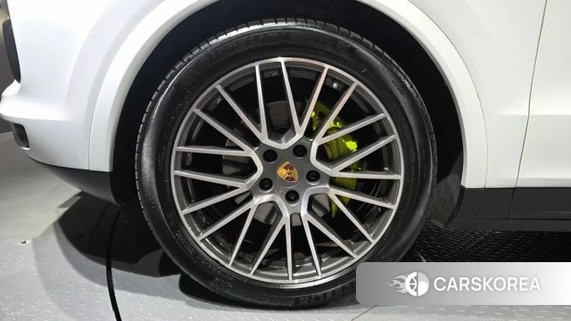 Porsche Cayenne (PO536) id 4580302 из Кореи 15