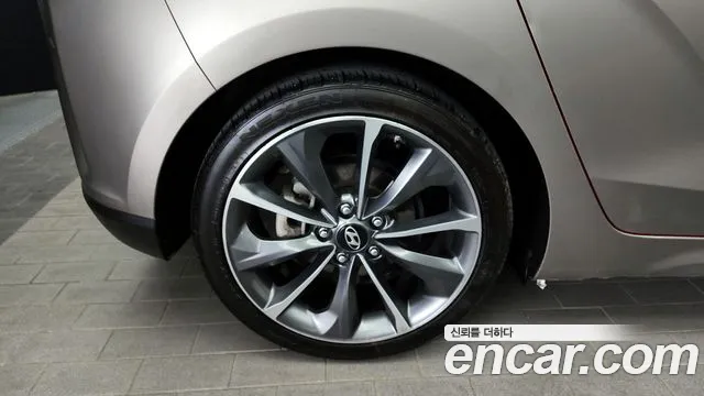 Hyundai Veloster (JS) id 2763542 из Кореи 15