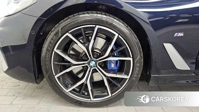 BMW 5 Series (G30) id 3555496 из Кореи 15