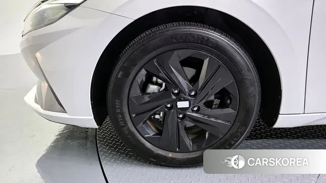 Hyundai Avante (CN7) id 3711970 из Кореи 15