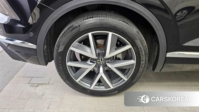 Volkswagen Touareg 3rd generation id 4344568 из Кореи 28