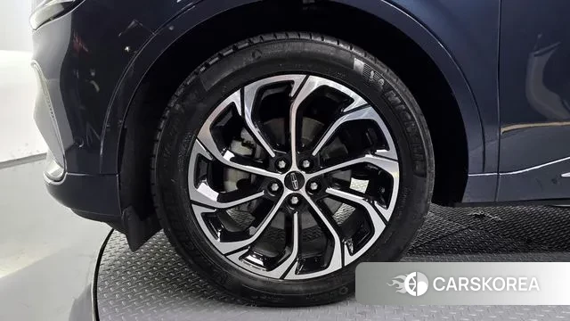 Lincoln Nautilus 2nd Generation id 2930073 из Кореи 15