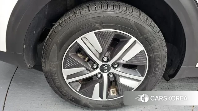 Kia The New Niro id 3060618 из Кореи 15