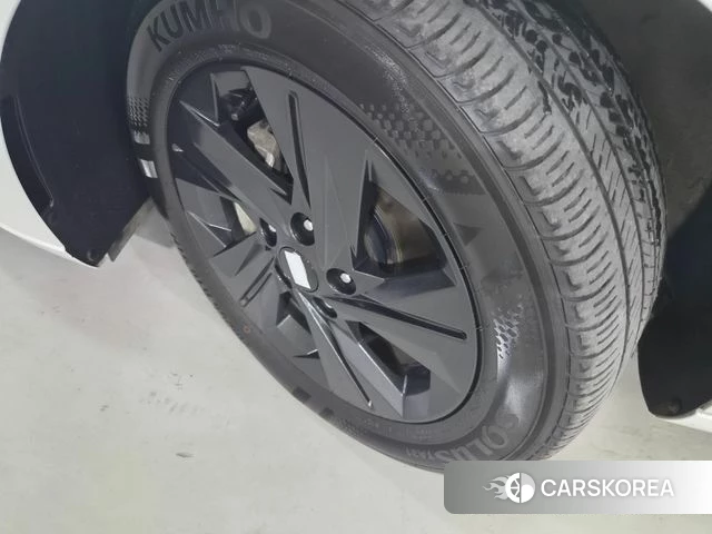Hyundai Avante Hybrid (CN7) id 4656308 из Кореи 15