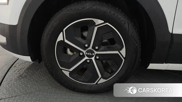 Kia Di Ol Nu Niro id 3032225 из Кореи 15