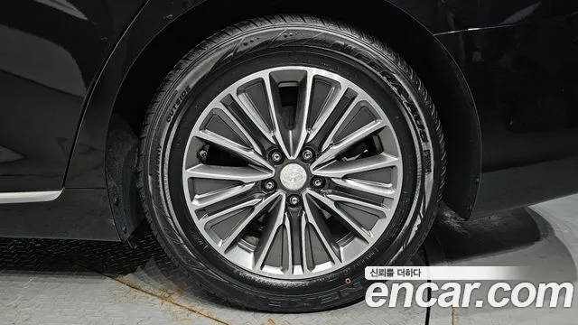 Hyundai Grandeur IG Hybrid id 2445446 из Кореи 15