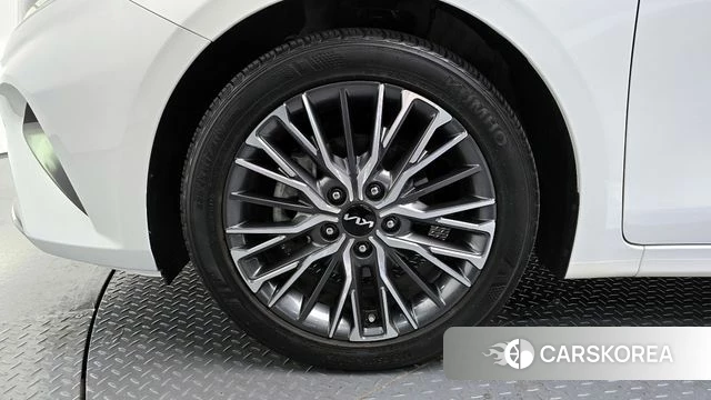Kia The New K3 2nd generation id 4293068 из Кореи 26
